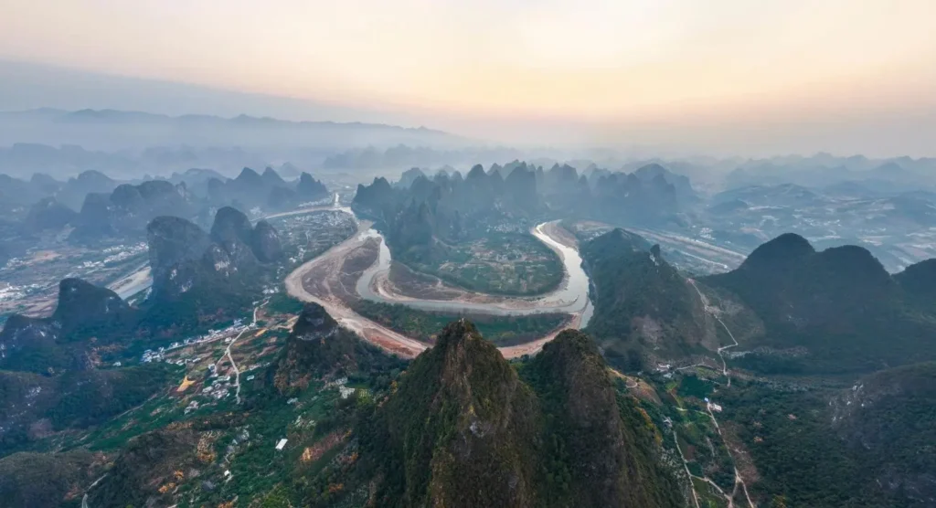 Guilin Li River karst mountains China scenic